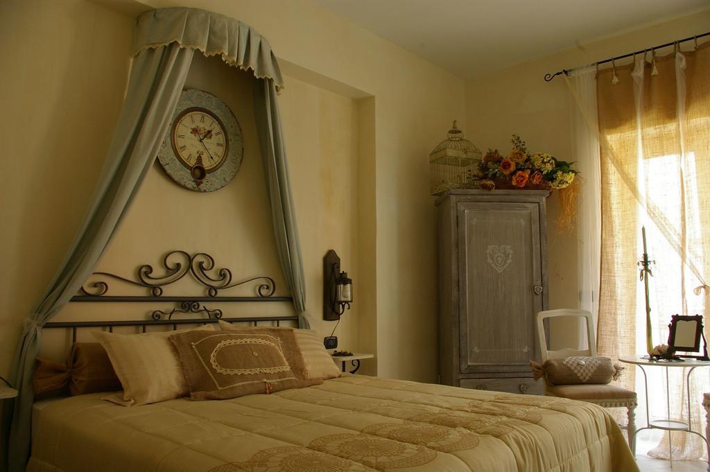 Serapo Bed And Breakfast Gaeta Eksteriør bilde